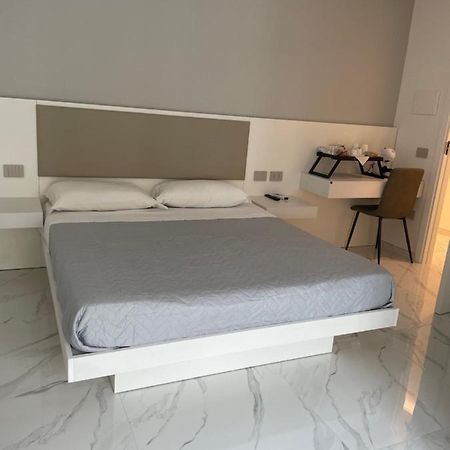 B & B La Casa Di Bianca Luxury Crotone Extérieur photo